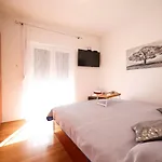 Apartman Heder