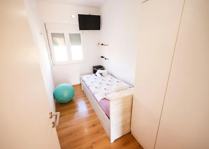 Heder Apartment *