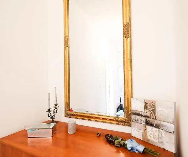Apartment Heder
