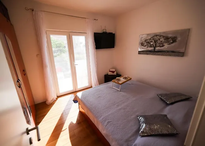 Heder Apartment *