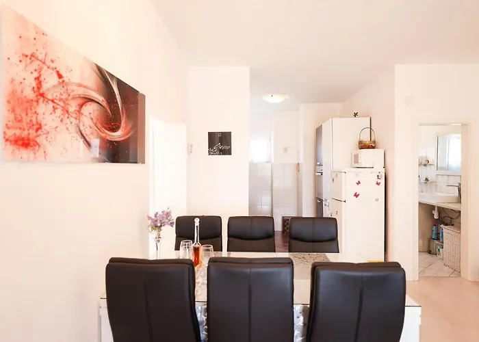 Heder Apartment